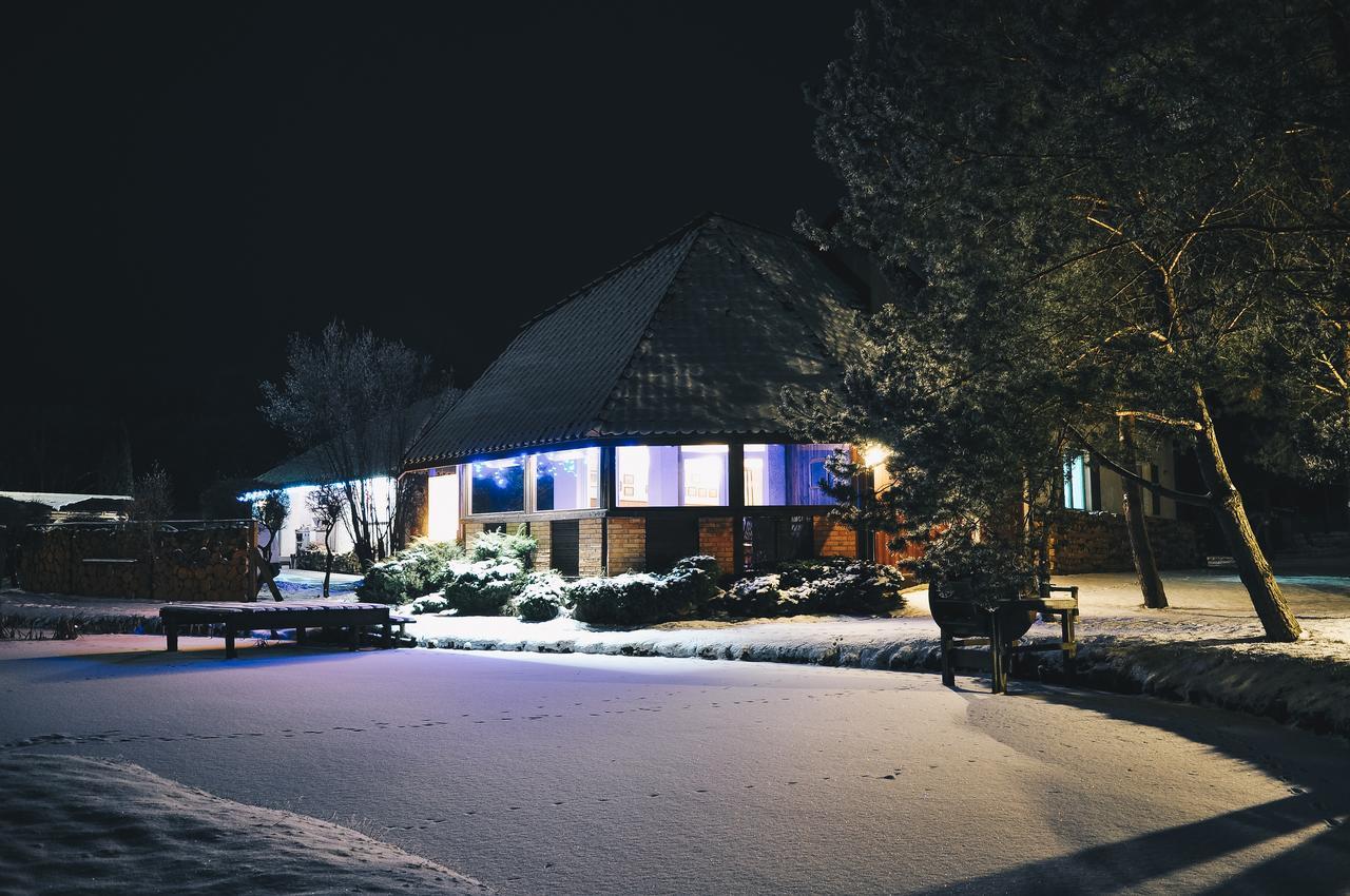 Motel Hotelik Олщин Екстериор снимка